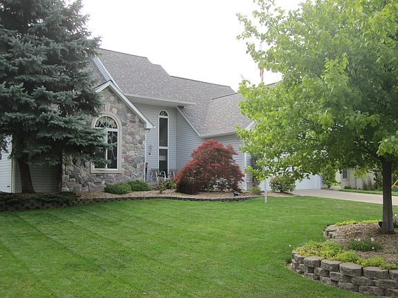 2nd image of 2585 Candlewick Dr