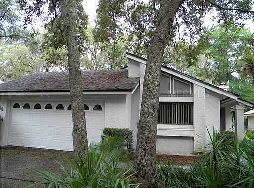 1st image of 214 Albrighton Ct
