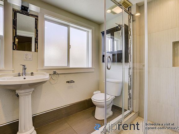 5th image of 126 Knoll Cir