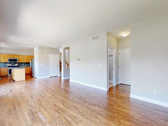 5th image of 2223 E 100th Place