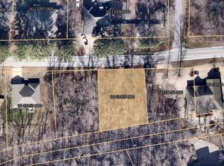 3 Granshire Dr, Bella Vista, AR 72714