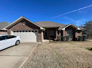 200 Cass Cir, Flint, TX 75762