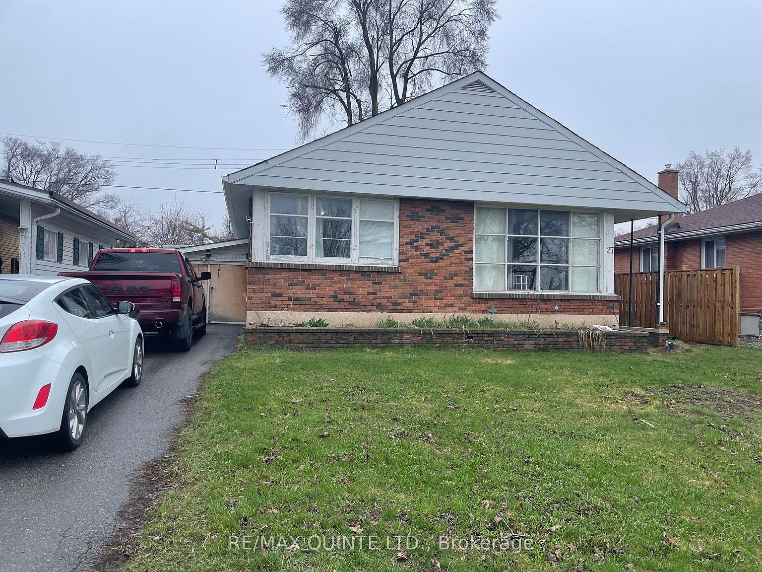 27 1st Ave