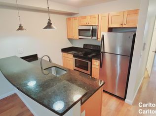 37 Chelsea St #1A, Boston, MA 02128