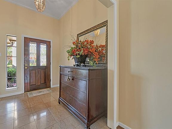 2nd image of 3707 Lake Shade Ct