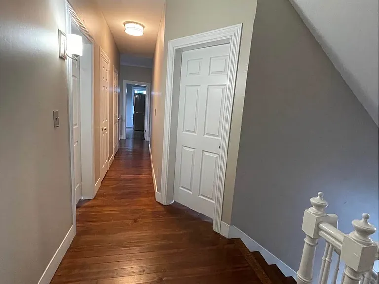 95 Hollywood Ave #1 — Photo 2