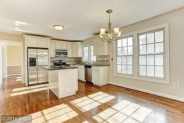 8677 Wheatfield Way — Photo 10