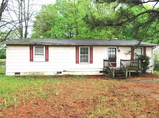 128 Sylvan Rd, Waverly, VA 23890