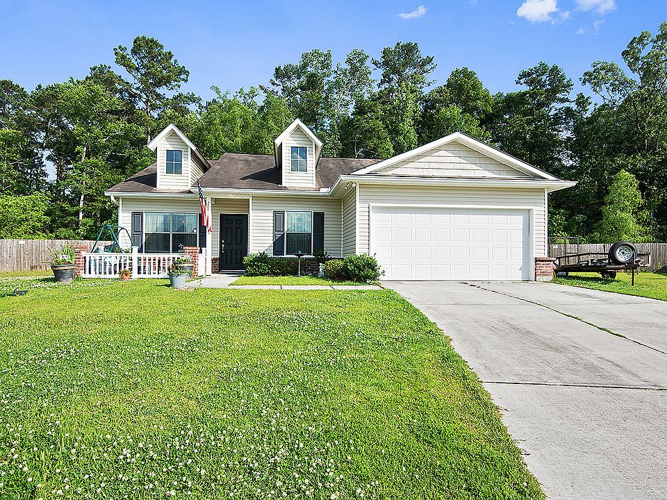 1st image of 22880 Sabine Dr