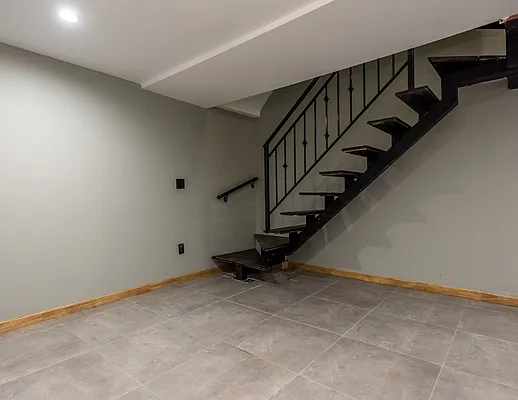 Rented by Nooklyn NYC LLC | media 46