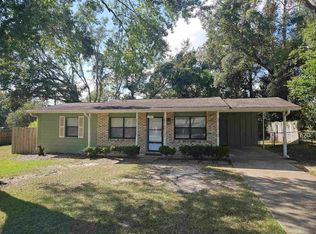 1734 Atkamire Dr, Tallahassee, FL 32304