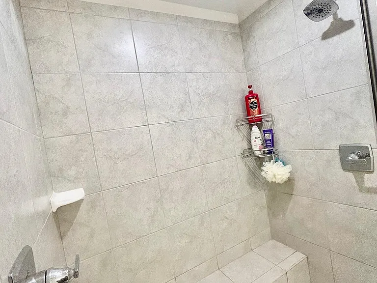 210 Chase Dr — Photo 25