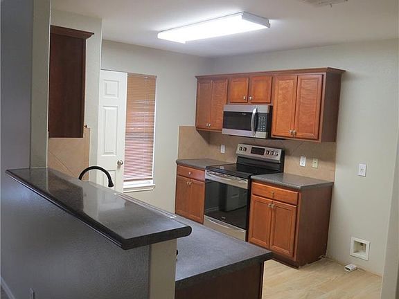 4th image of 5306 N 47th Ln