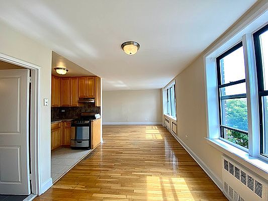 5th image of 8635 21st Ave #P4