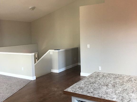 4th image of 15614 42nd Avenue Ct E