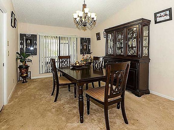4th image of 7391 NW 37th Ct