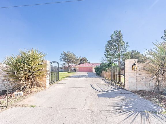 3rd image of 1903 S County Rd #1140