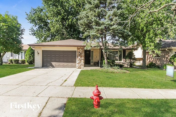 1st image of 17056 Kimbark Ave