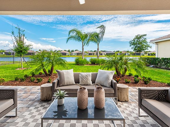5th image of 15589 Corona Del Mar Dr
