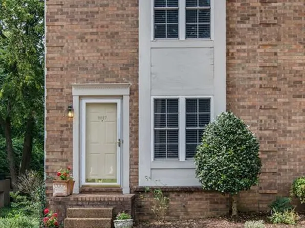 2827 Hazelwood Dr, Nashville, TN 37212