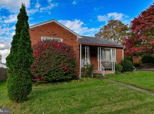 1222 New Jersey Ave, Hellertown, PA 18055