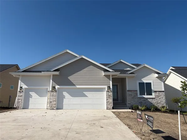 1161 SW 18th Ct, Grimes, IA 50111