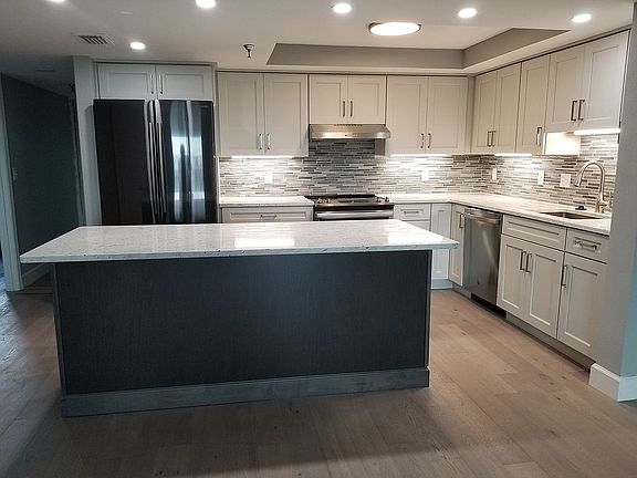 New kitchen with island