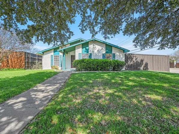 901 Arbor Downs Dr, Plano, TX 75023