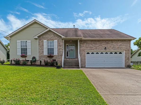 1008 Donoho Dr, Old Hickory, TN 37138