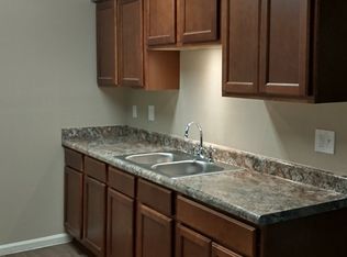 501 Henderson St #10218, Palacios, TX 77465