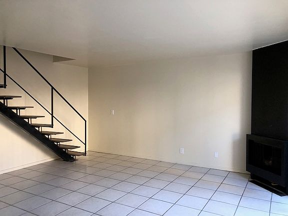 4th image of 2046 Modoc Rd #5