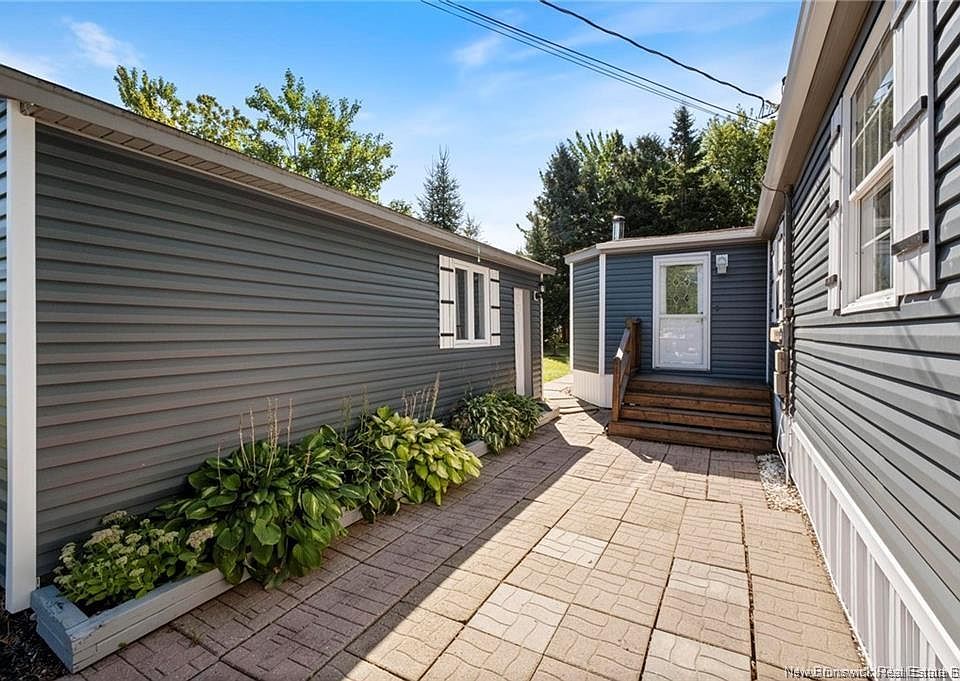 1st image of 19 Robwill St