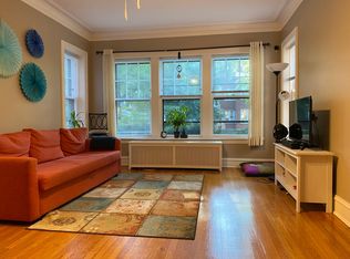 626 Sheridan Rd APT 1, Evanston, IL 60202