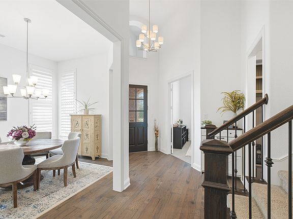 4th image of 3940 Marigold Ln