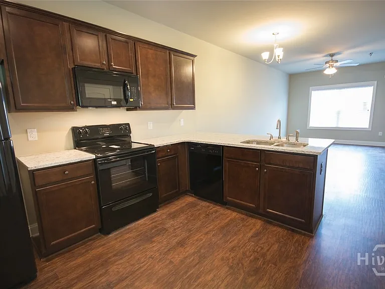 232 Epps Bridge Rd #13H — Photo 3