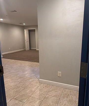 2nd image of 2506 Airline Dr Unit D