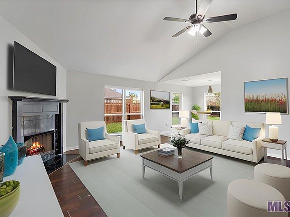 2nd image of 36020 Portsmouth Dr