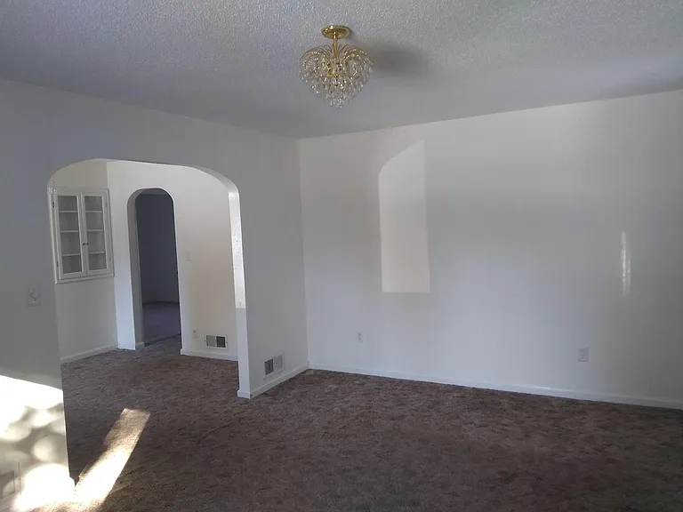 1524 W Jackson Ave — Photo 13