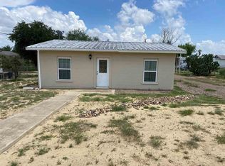 106 Overview Dr, Zapata, TX 78076