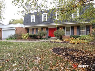 2445 Partridge Ln, Northbrook, IL