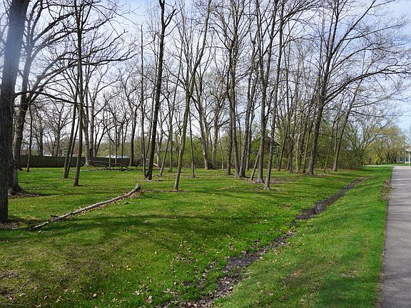 4th image of 1286 Oak Trail Dr