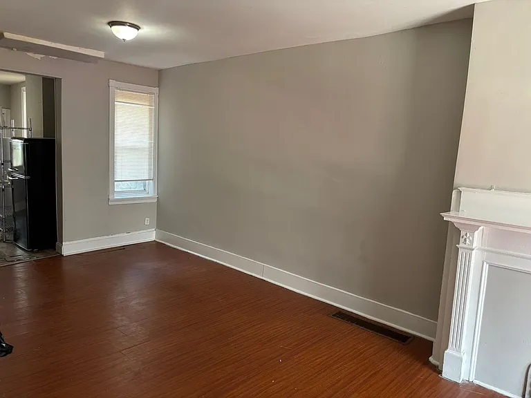 2120 S Garnet St — Photo 3