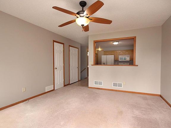 4th image of 418 Lady Slipper Ave NE