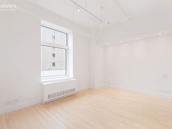 5th image of 14 E 4th St Rm 817