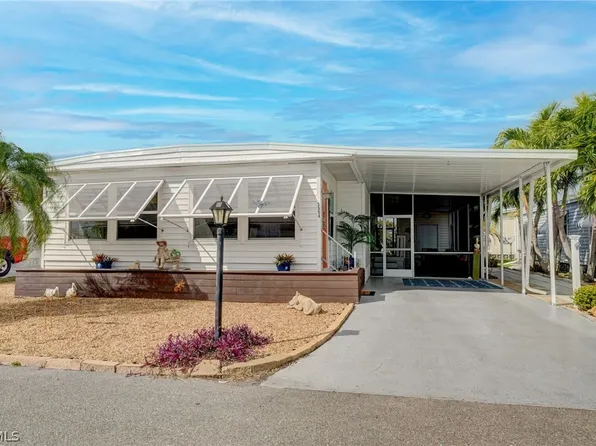 5554 Sir Walter Way, North Fort Myers, FL 33917