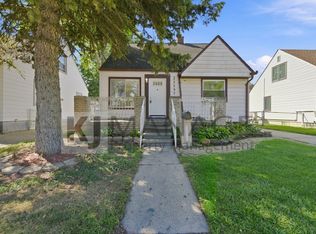25297 Dartmouth St, Dearborn Heights, MI 48125