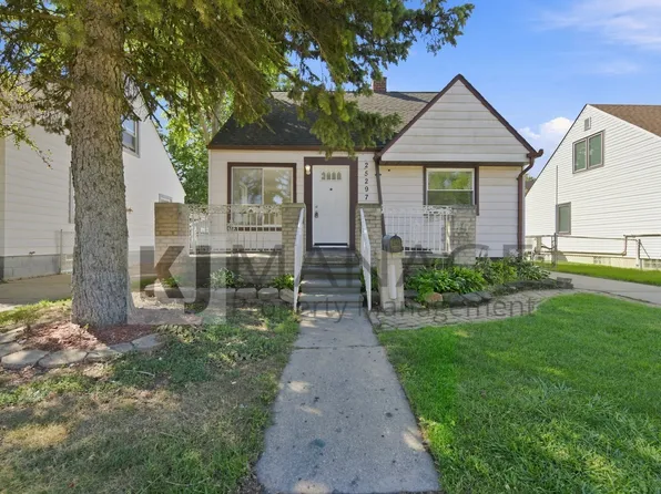 25297 Dartmouth St, Dearborn Heights, MI 48125