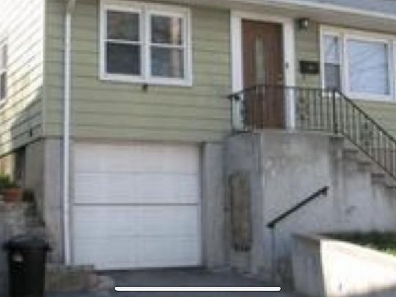 2nd image of 343 Sommerville Pl #2