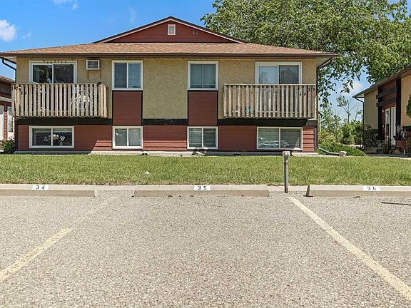 2nd image of 5 Acadia Rd W #35