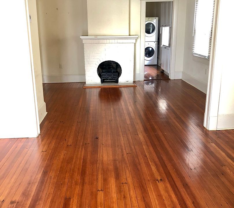 1st image of 803 Solomon Pl